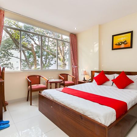 Oyo 422 Nguyen Thanh Hotel Bandar Ho Chi Minh Luaran gambar