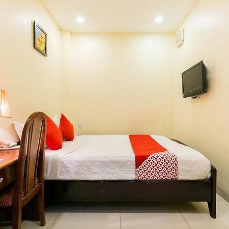 Oyo 422 Nguyen Thanh Hotel Bandar Ho Chi Minh Luaran gambar